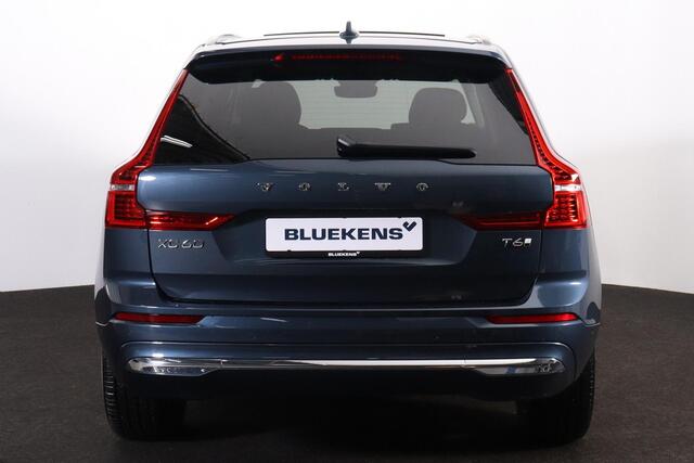 Volvo XC60 T6 Recharge AWD Plus Bright - Panorama/schuifdak - IntelliSafe Assist & Surround - 360º Camera - Harman/Kardon audio - Adaptieve LED koplampen - Verwarmde voorstoelen, stuur & achterbank - Parkeersensoren voor & achter - Elektr. bedienb. voorstoelen met g