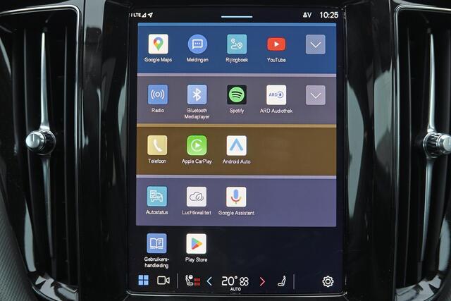 Volvo XC60 T6 Recharge AWD Plus Bright - Panorama/schuifdak - IntelliSafe Assist & Surround - 360º Camera - Harman/Kardon audio - Adaptieve LED koplampen - Verwarmde voorstoelen, stuur & achterbank - Parkeersensoren voor & achter - Elektr. bedienb. voorstoelen met g