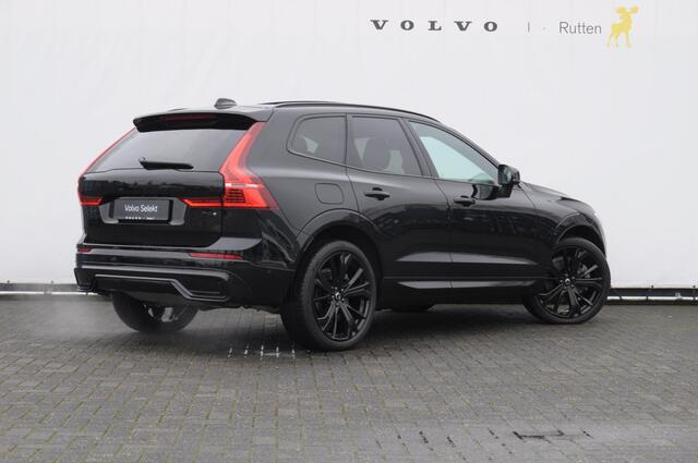 Volvo XC60 T6 350PK Automaat AWD Plus Black Edition Panoramadak/ Elektrisch bedienbare voorstoelen met geheugen/ Stoelverwarming/ Stuurverwarming/ Harman Kardon audio/ 360 Camera/