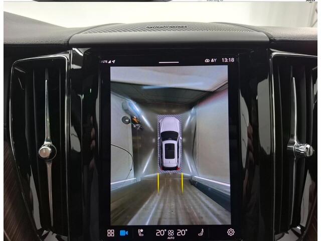 Volvo XC60 2.0 T6 Plug-in hybrid AWD Inscription Exclusive | PHEV | Tailored Wool | 360 Graden Camera | Head-Up Display | Trekhaak | Lichtmetalen Velgen 20 inch | Luchtvering | Harman Kardon Audio | Panoramadak