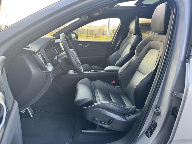 Volvo XC60 2.0 T6 Plug-in hybrid AWD R-Design | Trekhaak | 21 inch | Dark | H/K Geluid