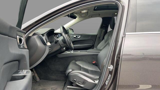 Volvo XC60 2.0 T6 Plug-in hybrid AWD Inscription | PHEV | Long Range | Harman Kardon Audio | All-Seasonbanden | Achteruitrijcamera | Parkeersensoren | Elektrisch Verstelbare Voorstoelen | Stuur- / Stoelverwarming