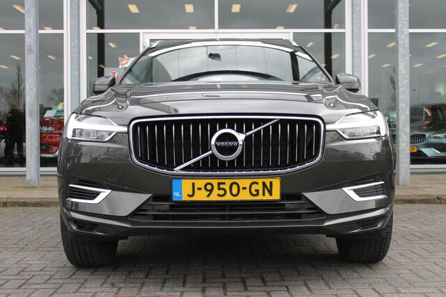 Volvo XC60 T8 Twin Engine AWD Momentum Pro Luchtvering | Schuif/kantel dak | Trekhaak | Verw. Stoel & Stuurwiel | BLIS | H&K audio |