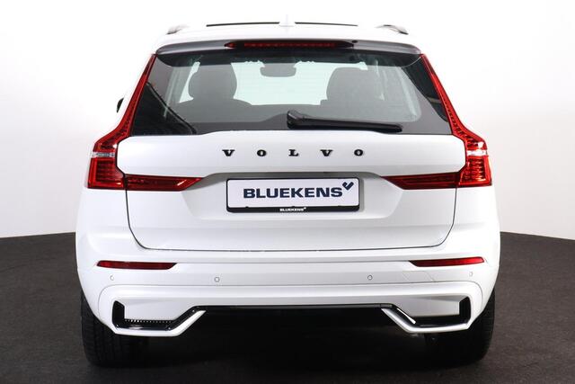Volvo XC60 T6 Recharge AWD Ultra Dark - Panorama/schuifdak - IntelliSafe Assist & Surround - 360º Camera - Harman/Kardon audio - Adaptieve LED koplampen - Verwarmde voorstoelen, stuur & achterbank - Parkeersensoren voor & achter - Elektr. bedienb. voorstoelen met ge