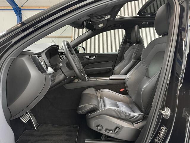 Volvo XC60 2.0 T8 Plug-in Hybrid AWD R-Design 392 PK - DEALER ONDERHOUDEN - 1 EIGENAAR - PANORAMADAK - LEER - STUUR EN STOELVERWARMING - PARKEERCAMERA