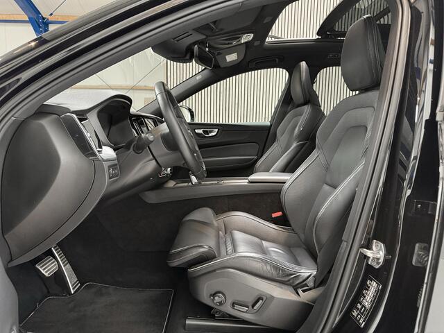 Volvo XC60 2.0 T6 Plug-in hybrid AWD R-Design - BLACK PACK - DEALER ONDERHOUDEN - PANORAMADAK - LEER - 360 CAMERA - STOELVERWARMING + STUURVERWARMING
