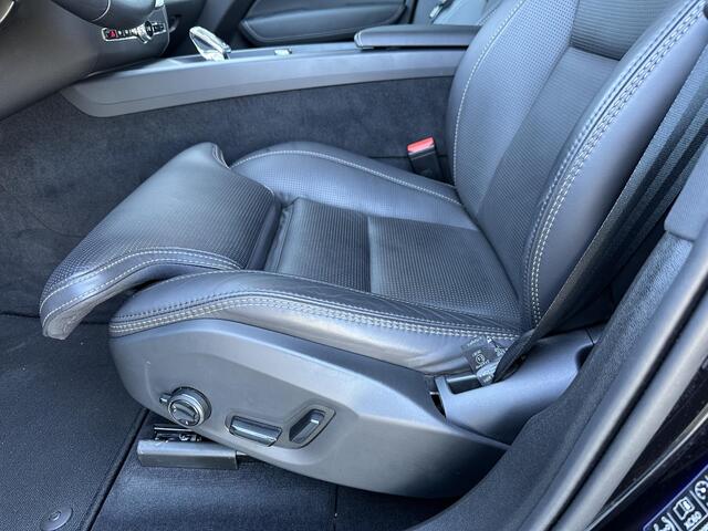 Volvo XC60 2.0 T6 Plug-in hybrid AWD Ultra Dark Massage|360|ACC|Head up display|PANO