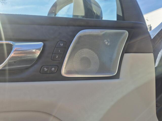 Volvo XC60 2.0 T6 Plug-in hybrid AWD Plus Bright Trekhaak/B&W/Adaptive etc.