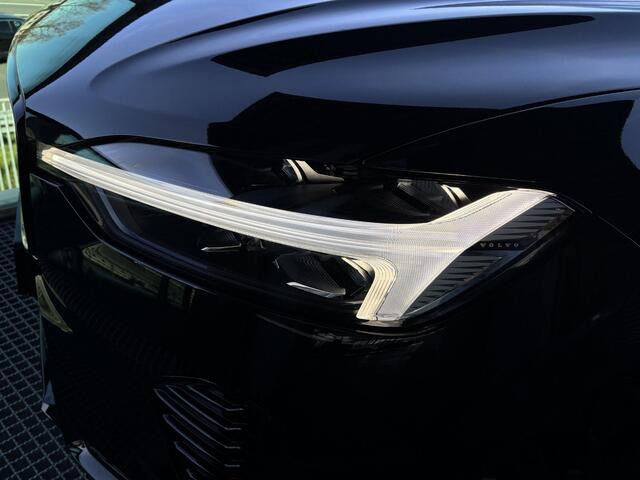 Volvo XC60 2.0 T6 Plug-in hybrid AWD Plus Black Edition PHEV, Automaat, Nappa leder, Stoelventilatie, Stoelkoeling, Stoelverwarming, Stuurverwarming, 360 graden parkeercamera, Harman Kardon audio, Elektrische stoelen, Extra getinte ramen