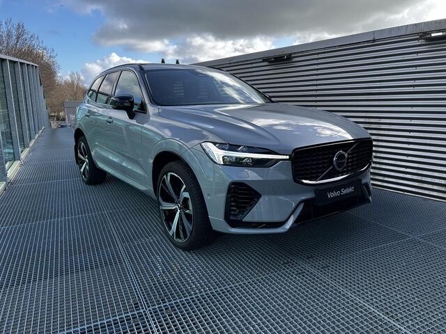 Volvo XC60 2.0 T6 Plug-in hybrid AWD Plus Dark Automaat, Panorama dak, Premium sound-Harman-Kardon, Electr. stoelen voor, 21 inch velgen, Luchtvering, Parkeer camera 360Gr.