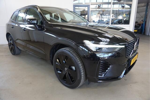 Volvo XC60 2.0 T6 Plug-in hybrid AWD Ultimate Dark Head-Up Long-Range 20"Velgen Schuifdak.