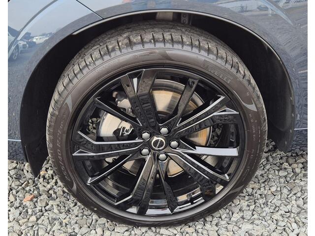 Volvo XC60 2.0 T6 PheV AWD Plus Black Edition Panoramadak - MY 2026 - 21" Wielen - Head up - Harman Kardon Audio - 360 Camera - Alarm - Climate - RG0R Interieur - Power seats met memory -Donkere hemel
