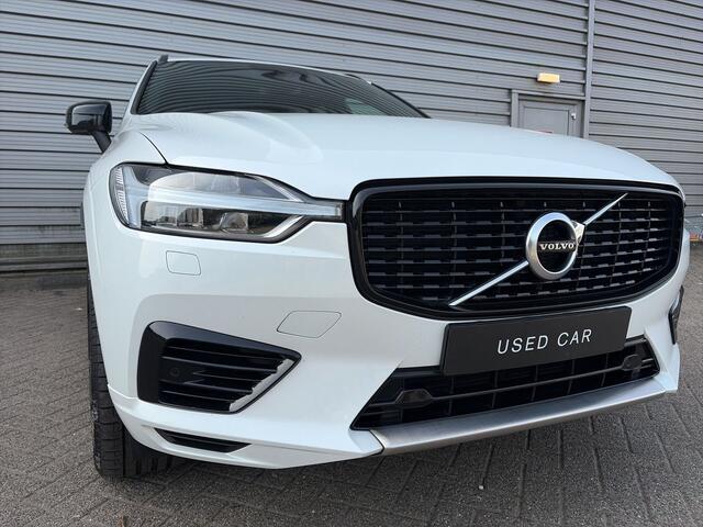 Volvo XC60 2.0 Recharge T6 AWD R-Design / 21 Velgen / Treeplanken / Sport stoelen /