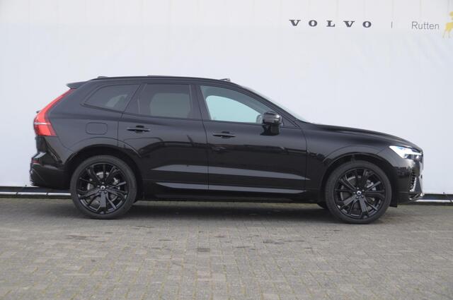 Volvo XC60 T6 350PK Plug-in hybrid AWD Ultra Black Edition / Navigatie / Adaptieve Cruise control / Head Up-Display / Panorama dak / Elektrische stoelen met geheugen / Stuurverwarming / Stoelverwarming v+a / 360 Camera /