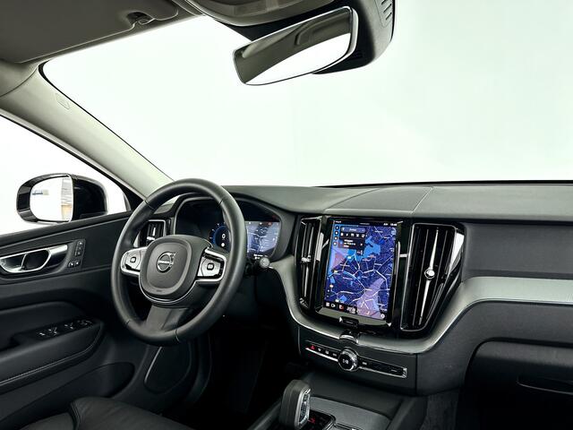 Volvo XC60 T6 Plug-in hybrid AWD Plus Dark | SOH 100% | Panoramadak | 360° camera | Stoel- en Stuurverwarming | Trekhaak