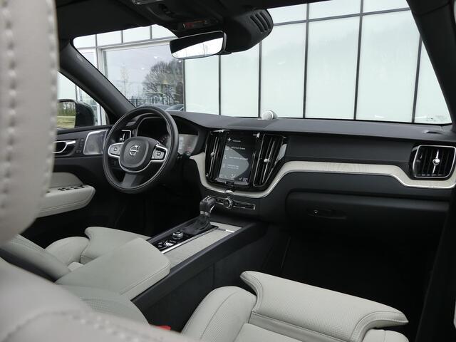 Volvo XC60 2.0 D4 Inscription | Luchtvering | Bowers & Wilkins | Trekhaak | Stoelventilatie & Massage | Panoramadak | 360 Camera | Head Up Display |