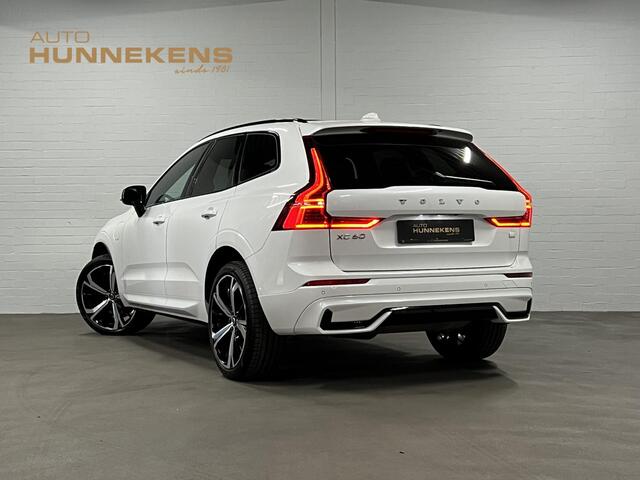 Volvo XC60 2.0 T6 Plug-in hybrid AWD Plus Dark Trekhaak | Adapt. cruise | Open dak | Stuur-/stoelverwarming | Achteruitrij camera | Memory | Carplay