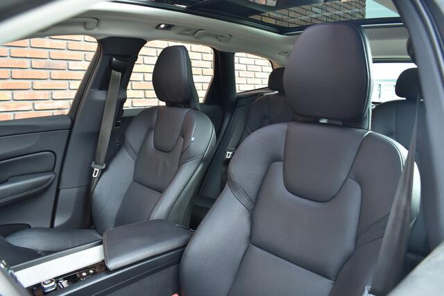 Volvo XC60 B5 265PK Inscription | Lounge | Climate Pro Pack | Trekhaak |
