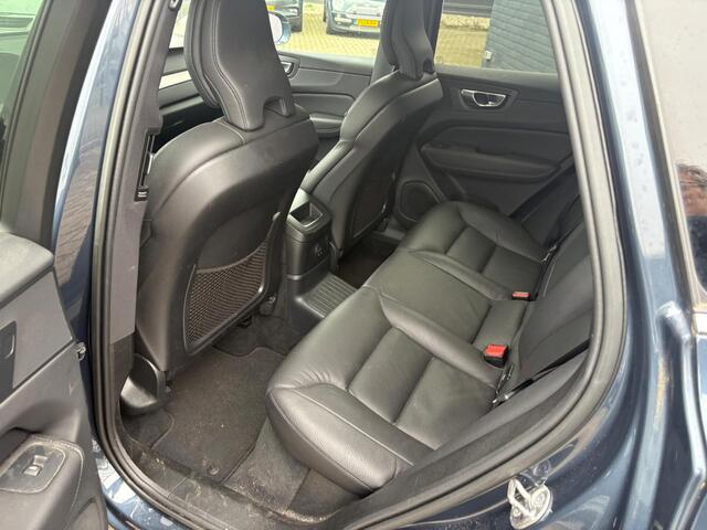Volvo XC60 2.0 T8 Plug-in hybrid AWD Inscription | Google | Harman Kardon audio | Trekhaak | Dealeronderhouden | Elektrische stoelverstelling | Stoel- en stuurverwarming | Adaptive cruise control | Navigatie | Apple Carplay / Android Auto | Lederen bekleding |