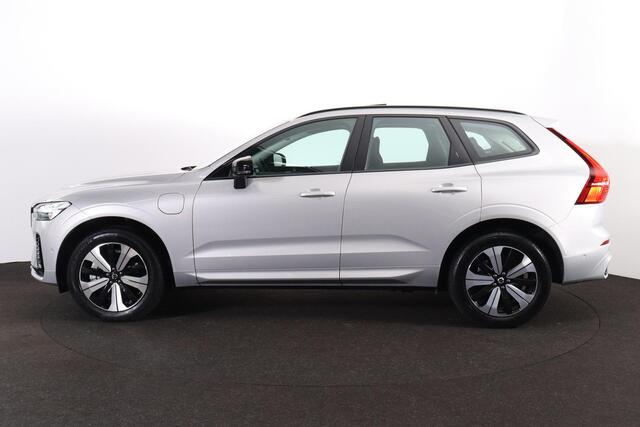Volvo XC60 T6 Recharge AWD Plus Dark - Panorama/schuifdak - IntelliSafe Assist & Surround - 360º Camera - Verwarmde voorstoelen, stuur & achterbank - Parkeersensoren voor & achter - Elektr. bedienb. voorstoelen met geheugen - Draadloze tel. lader - Elektr. inklapbar