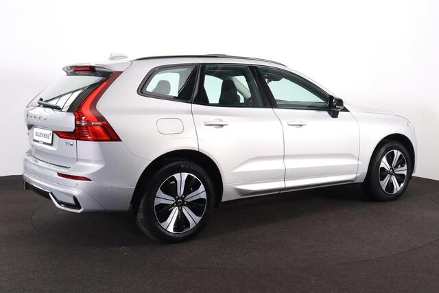 Volvo XC60 T6 Recharge AWD Plus Dark - Panorama/schuifdak - IntelliSafe Assist & Surround - 360º Camera - Verwarmde voorstoelen, stuur & achterbank - Parkeersensoren voor & achter - Elektr. bedienb. voorstoelen met geheugen - Draadloze tel. lader - Elektr. inklapbar