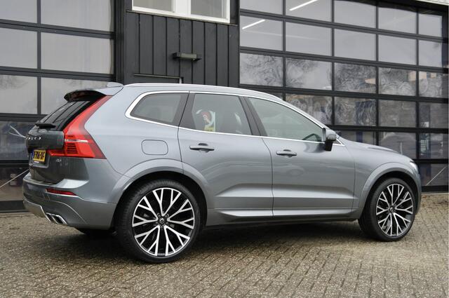 Volvo XC60 2.0 B5 Momentum Pro | NL-Auto | 22'' | Trekhaak | Carplay