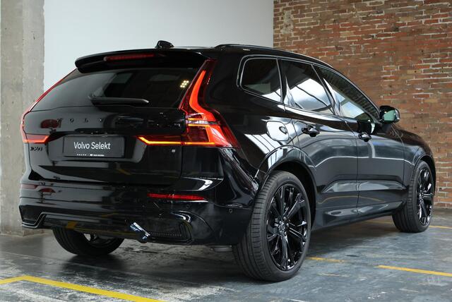 Volvo XC60 T6 Automaat Plug-in hybrid AWD Plus Black Edition | Luchtvering | Head-Up Display | Schuif/Kantel-Panoramadak | Harman Kardon Premium Audio | 21 inch Lichtmetalen Wielen | Volvo Guard Alarm |