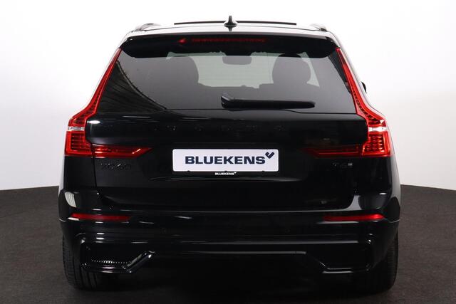 Volvo XC60 T6 Recharge AWD Ultra Black Edition - Luchtvering - Panorama/schuifdak - IntelliSafe Assist & Surround - 360º Camera - Bowers & Wilkins audio - Adaptieve LED koplampen - Verwarmde voorstoelen, stuur & achterbank - Parkeersensoren voor & achter - Elektr. b
