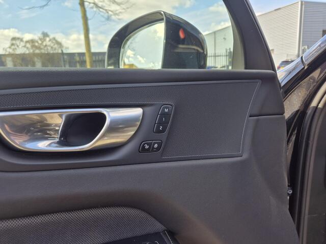 Volvo XC60 2.0 T6 Plug-in hybrid AWD Plus Dark 21Inch/ACC/360Cam etc.