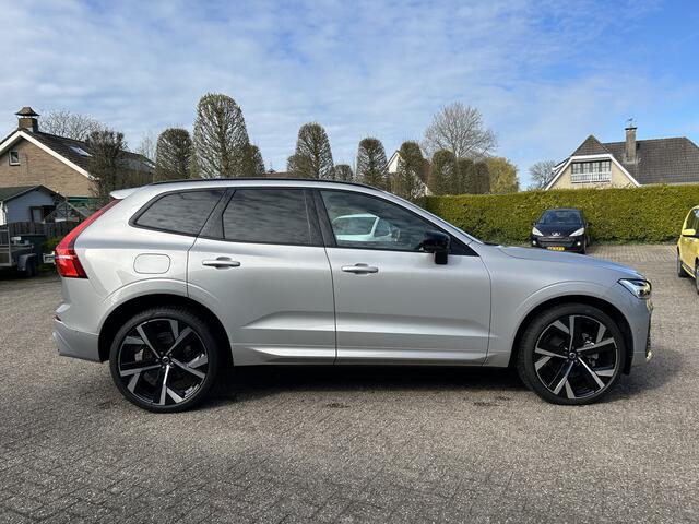 Volvo XC60 2.0 T6 Plug-in hybrid AWD Plus Dark Adapt.cruise pano,360 camera Harman cardon,22 inch wielen
