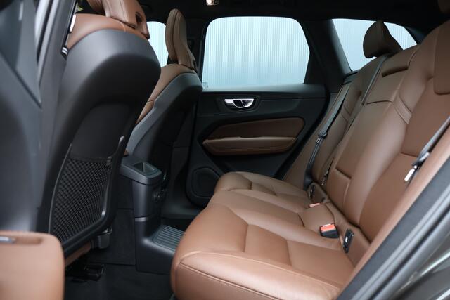 Volvo XC60 2.0 Recharge T6 AWD Leer | Panoramadak | Stoel-/ Stuurverwarming | Apple Carplay / Android Auto