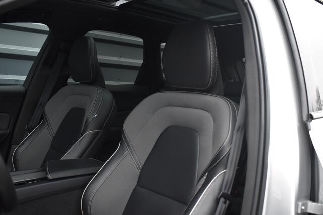 Volvo XC60 2.0 Recharge T8 AWD R-Design | Panorama | Elek. Trekhaak | Stoelverwarming voor + achter | Stuurverwarming |