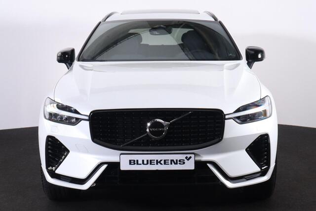 Volvo XC60 Recharge T6 AWD Plus Dark - LONG RANGE - Panorama/schuifdak - IntelliSafe Assist - Harman/Kardon audio - Adaptieve LED koplampen - Parkeercamera achter - Verwarmde voorstoelen, stuur & achterbank - Parkeersensoren voor & achter - Elektr. bedienb. voorstoe