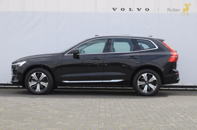 Volvo XC60 T6 350PK Automaat Plug-in hybrid AWD Plus Bright Panoramisch schuif-kanteldak / Google infotainment / Lederen bekleding / Parkeersensoren voor en achter met parkeercamera / Road Sign information / Cruise Control