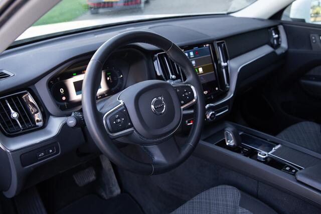 Volvo XC60 2.0 T8 Plug-in hybrid AWD Plus Bright , Panoramadak, Keyless entry, Carplay,