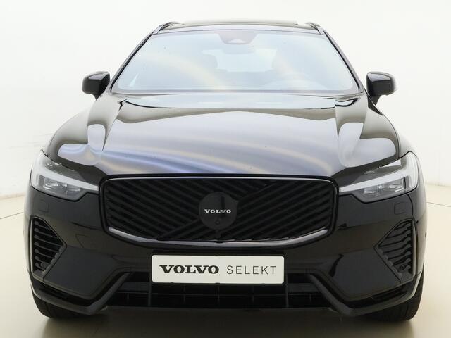 Volvo XC60 T6 350pk AWD Ultra Black Edition | Facelift | Schuif/kantel dak | H & K Audio | BLIS | 360 Camera
