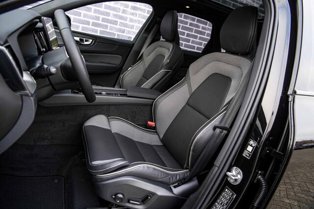 Volvo XC60 2.0 T6 Plug-in Hybrid AWD Plus Black Edition | PHEV | 360 Graden Camera | Panoramadak | Head-up Display | Trekhaak | Keyless Entry | Lichtmetalen Velgen 21 inch | Elektrische Achterklep | Cruise Control Adaptief | BLIS | Navigatie