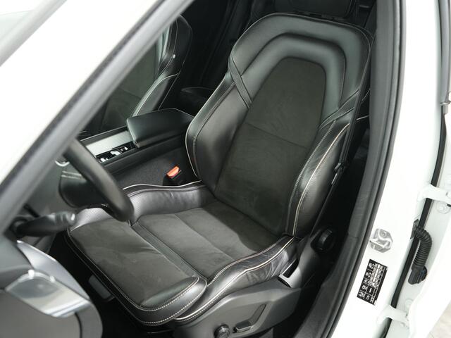 Volvo XC60 2.0 T5 250PK R-DESIGN AUT8 | Leer/Alcantara | Trekhaak | Camera