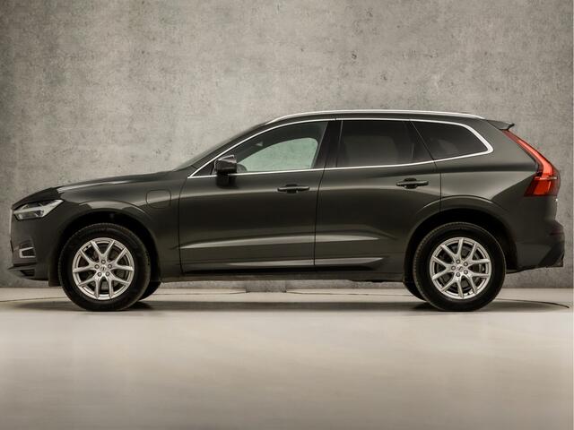 Volvo XC60 2.0 T8 Twin Engine AWD Inscription 391Pk Automaat (PANORAMADAK, LUCHTVERING, APPLE CARPLAY, GROOT NAVI, ELEK SPORTSTOELEN, LEDER, ZWART HEMEL, STOELVERWARMING, GETINT GLAS, NIEUWSTAAT)