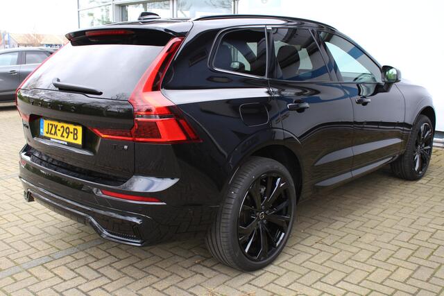 Volvo XC60 2.0 T6 Plug-in hybrid AWD Ultra Black Edition | Panorama dak | Luchtvering | Bowers & Wilkins Audiosysteem | Elektrisch wegklapbare trekhaak | Head-Up display | Elektrisch verstelbare stoelen + Memory | 360* Camera | Stoel/Stuur verwarming | Stoelventilat