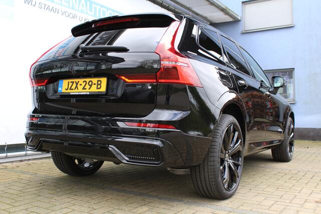Volvo XC60 2.0 T6 Plug-in hybrid AWD Ultra Black Edition | Panorama dak | Luchtvering | Bowers & Wilkins Audiosysteem | Elektrisch wegklapbare trekhaak | Head-Up display | Elektrisch verstelbare stoelen + Memory | 360* Camera | Stoel/Stuur verwarming | Stoelventilat