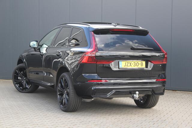 Volvo XC60 2.0 T6 Plug-in hybrid AWD Ultra Black Edition | Panorama dak | Luchtvering | Bowers & Wilkins | Trekhaak elektrisch wegklapbaar | Head-up display | Elektrisch verstelbare stoelen + memory | 360 graden camera | Stoelverwarming + ventilatie + stuurverwarmin