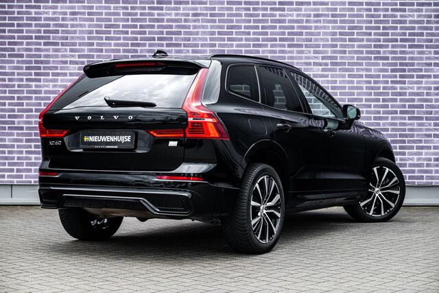 Volvo XC60 2.0 T8 Plug-in hybrid AWD Ultimate Dark | Head-up display | Panorama dak | 360° camera | Gelaagd glas | Adaptieve cruise control | Stoel/ stuur verwarming | Harman & Kardon |