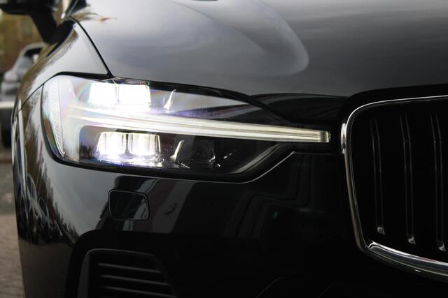 Volvo XC60 2.0 T6 340PK PHEV AWD INSCRIPTION EXCLUSIVE | PANORAMA SCHUIF/KANTEL DAK | LEDEREN BEKLEDING "MORITZ" MET COMFORT STOELEN | HARMAN KARDON AUDIO SYSTEEM | ELEKTRISCH WEGKLAPBARE TREKHAAK | ACHTERUITRIJ CAMERA | PARKEERSENSOREN VOOR + ACHTER | 19" "5-MULTIS