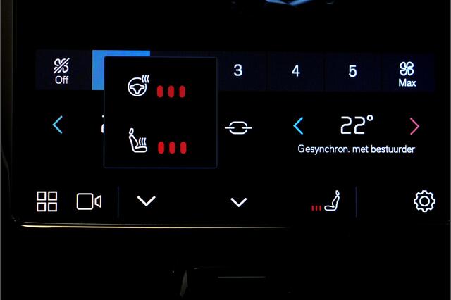 Volvo XC60 2.0 T6 AWD 250kW/340pk Aut8 Recharge Inscription Facelift! PANORAMADAK + ADAPT.CRUISE + STOEL-&STUURVERWARMING + CAMERA + PD-GLASS + GOOGLE DASH + KEYLESS ENTRY&GO + PILOT ASSIST + SUBWOOFER + LANE ASSIST + PARKSENSOREN + 19" LM-VELGEN!!