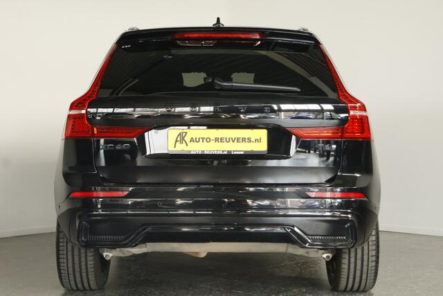 Volvo XC60 2.0 T6 Plug-in hybrid AWD Plus Black Edition / Opendak / HarmanKardon / Pilot assist