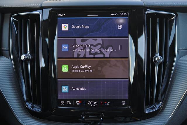 Volvo XC60 T6 Recharge AWD Ultra Black Edition - Panorama/schuifdak - Luchtvering - IntelliSafe Assist & Surround - 360º Camera - Bowers & Wilkins audio - Adaptieve LED koplampen - Verwarmde voorstoelen, stuur & achterbank - Parkeersensoren voor & achter - Elektr. b