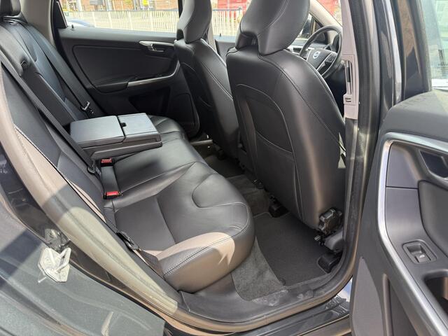 Volvo XC60 2.0 D4 FWD Summum