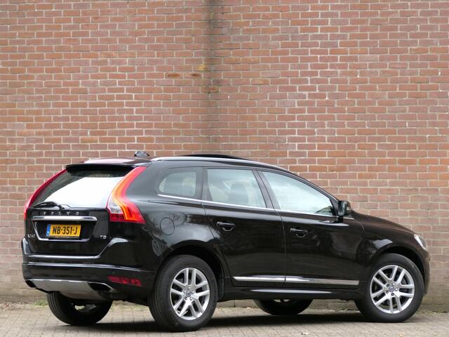 Volvo XC60 2.0 T5 FWD Polar+ / Panoramadak / Harman/Kardon / Camera / Xenon