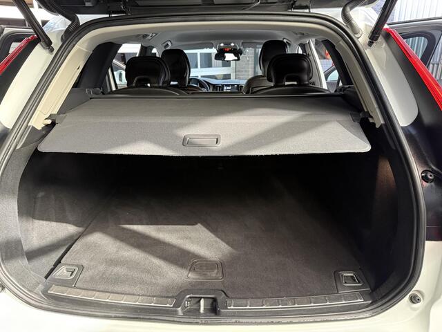 Volvo XC60 2.0 T5 Momentum